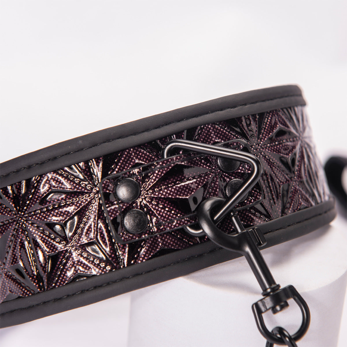 BDSM Leash Bondage Collar Leather Diamond Pattern