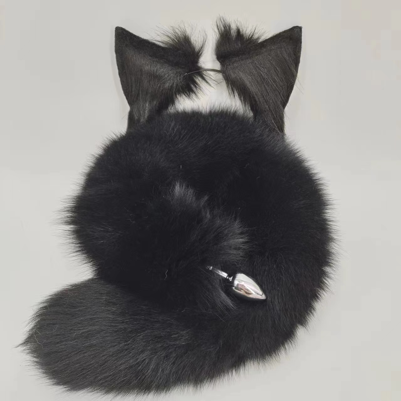 Gray Wolf Tail Butt Plug Fluffy 27 Inche